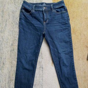 St John's Bay skinny size 4